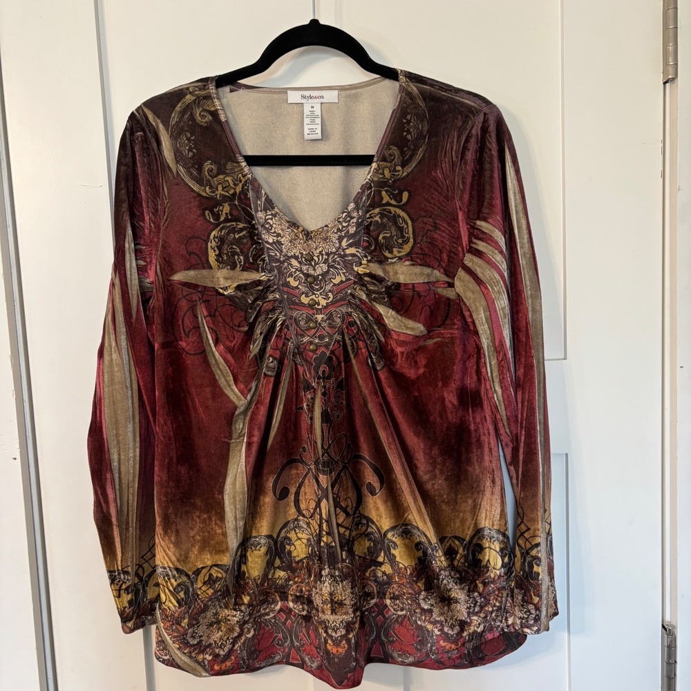 Velvet Burnout Graphic V-Neck Long Sleeve Burgundy Gold Medium Whimsigoth Boho